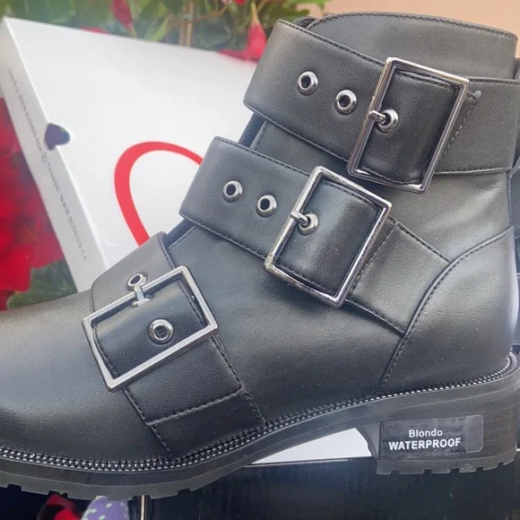 ☔️ New Blondo Black Leather Combat Booties WATERPROOF ☔️ - Picture 10 of 16